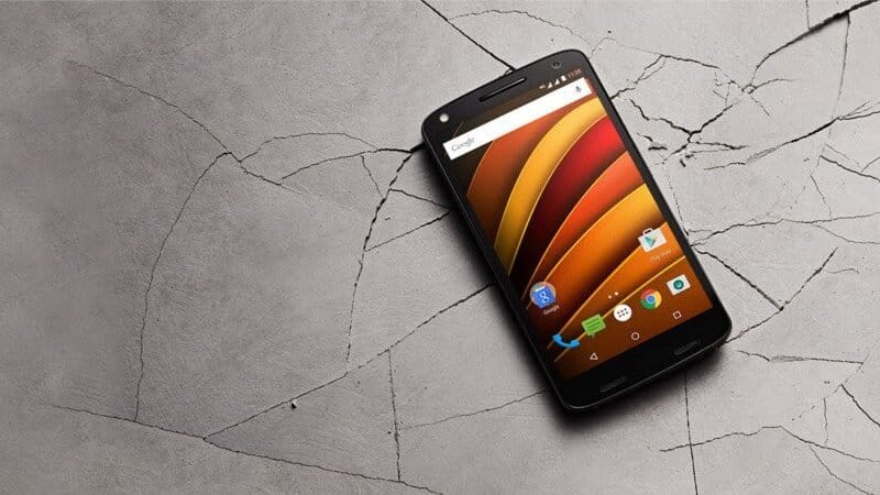 Moto X Force tem sua tela posta à prova