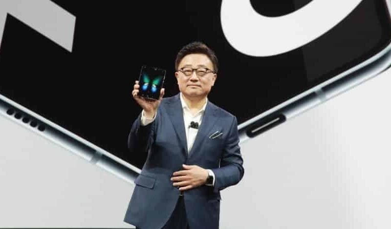 Samsung Galaxy Fold é apresentado com hardware robusto e preço alto