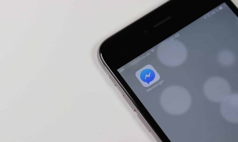Veja como ativar o modo escuro no Facebook Messenger (Android e iOS)
