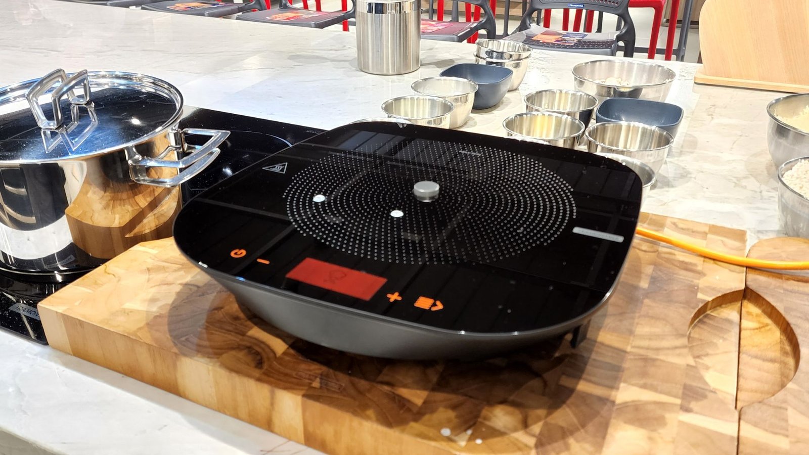 Tramontina Guru cooktop