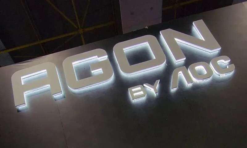 Agon by AOC