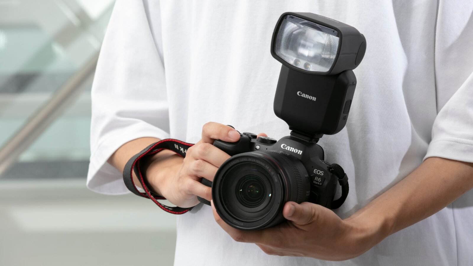Canon anuncia chegada da câmera EOS R6 Mark II ao Brasil