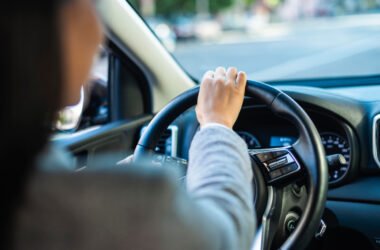 O que pode acontecer com um motorista sem CRLV?