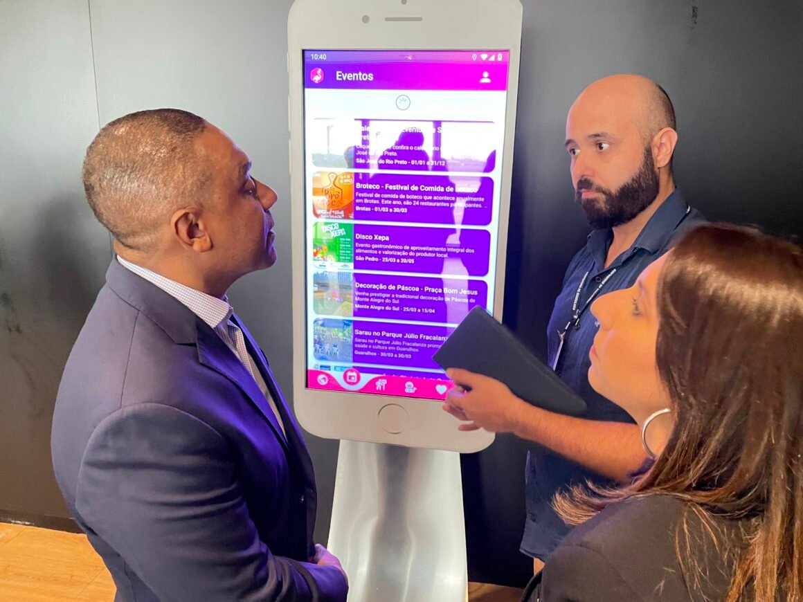 Guarulhos lança guia turístico digital gratuito no aeroporto