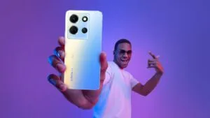 Infinix Note 30 5G chega ao Brasil com 256GB, carregamento rápido e preço interessante