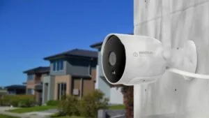 Positivo lança Smart Câmera Externa para Casa Inteligente com microSD e proteção contra jatos d’água e poeira