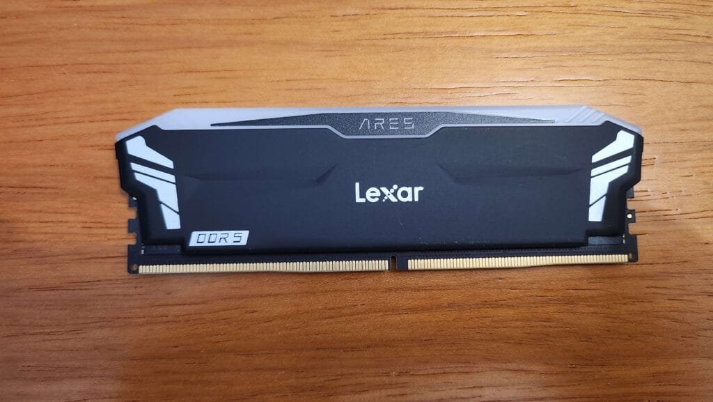 Lexar ARES RGB DDR5