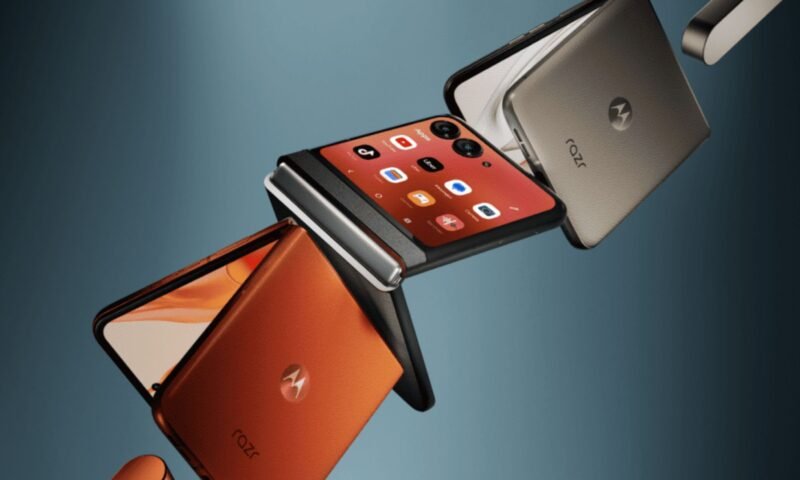 Motorola lança razr 50 no Brasil com tela externa grande, plataforma MediaTek e Moto AI; veja o preço