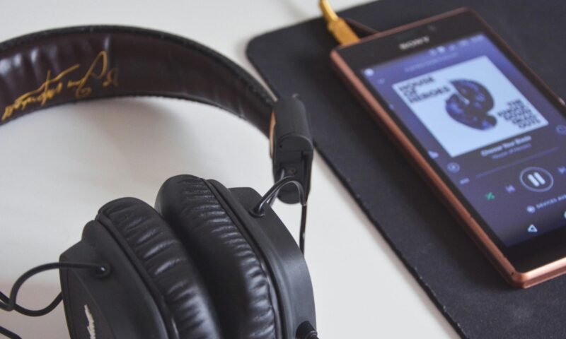 Guia definitivo: como escolher o melhor serviço de streaming musical para suas preferências