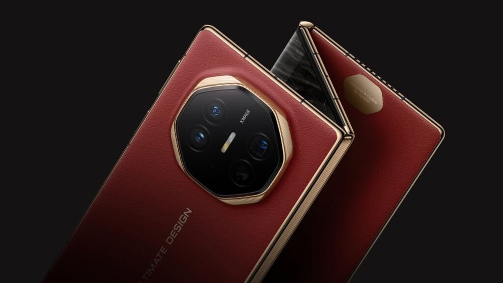 HUAWEI Mate XT ULTIMATE DESIGN