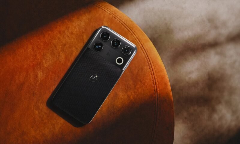 Motorola Signature 27 estreia novo Snapdragon e câmera periscópica de 200 MP